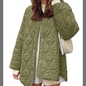 New Women's Oversized, L Quilted Lightweight Jacket Button Down Puffer Padded